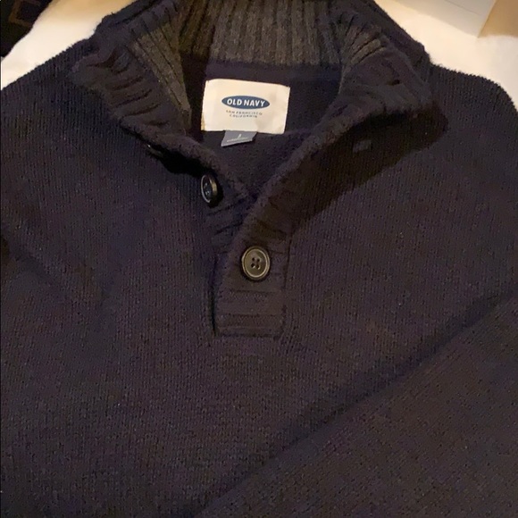 Old Navy cable knit sweater - Picture 2 of 3
